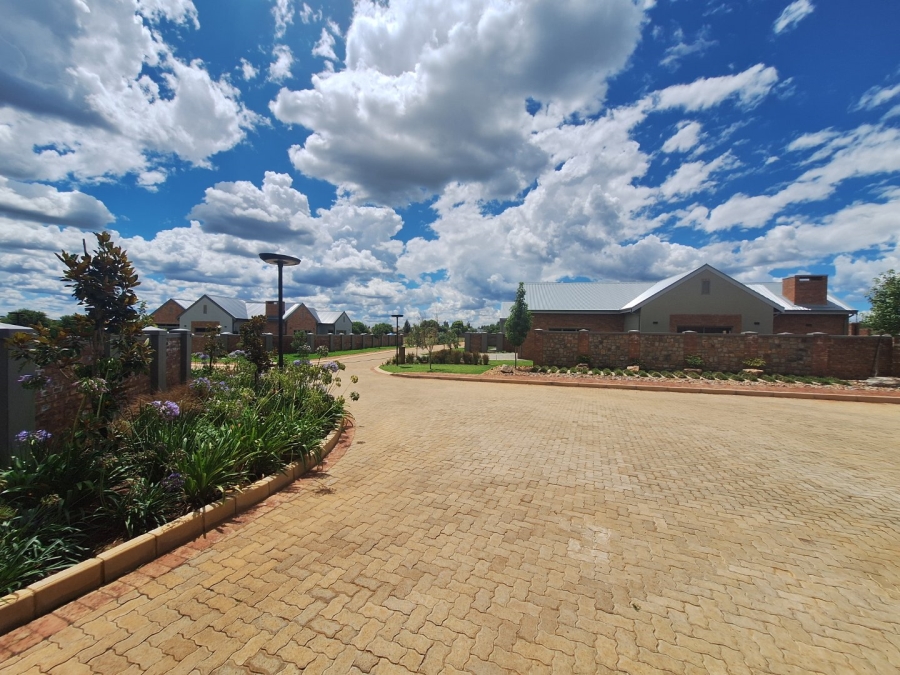 Commercial Property for Sale in Van Der Hoff Park North West